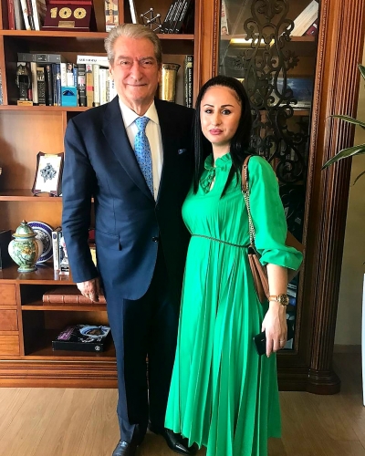 Nga Ilirjana Kuçana/Anti-Amerikanin dhe anti-Europianin më të madh e keni në kahun tjetër.