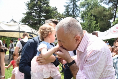 Raporti i &quot;Save the Children&quot;, Meta: Kambanë alarmi për të gjithë ne