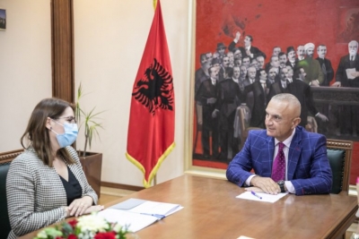 Nga kërkesa për rihapjen e kufijve tokësorë tek apeli për qytetarët, zbardhet takimi i Metës me Manastirliun