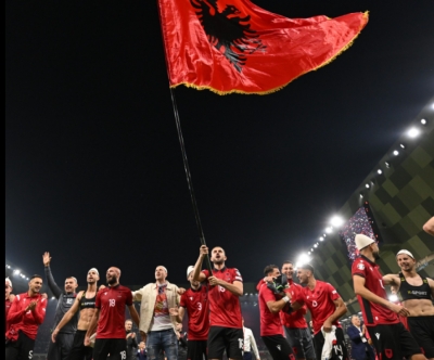 &#039;Drejt Gjermanisë&#039;, UEFA publikon disa nga fotot më ikonike të Shqipërisë