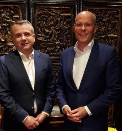 “Kjo foto flet sa një vëllim”, Ish-Kryeministri Berisha tregon sikletet e Taulant Ballës