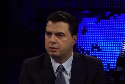 Basha: Nuk kërkojmë të mbajmë me pekule Ramën, por të zgjidhim krizën