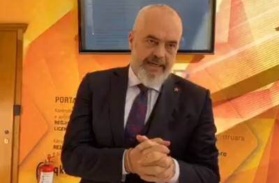 Rama në Qendrën Kombëtare të Biznesit: Nga sot nuk ka më dosje me vete me dokumente shtetërore, aplikimi online