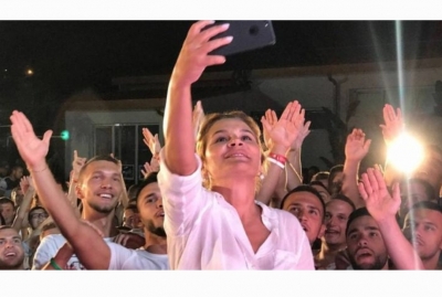 Kryemadhi shkon në Jalë dhe jep mesazhin për të rinjtë