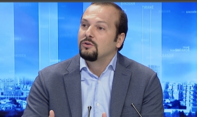 Eksperti i ekonomisë në PD: Taksat e qeverisë falimentuan shumë biznese, kaosi fiskal është i jashtëzakonshëm! Ne do rrisim pagat