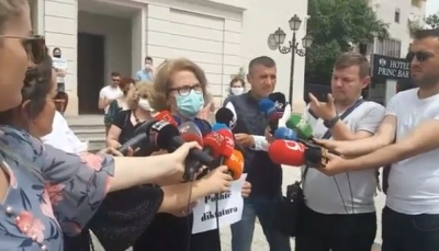 "Për Ramën s’kam më fjalë"-Aktorja Rita Gjeka flet nga Shkodra: Lista e artistëve kundër shembjes së Teatrit ka disa zero mbrapa.