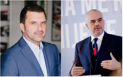 Andi Bushati:Ti blesh babait dhimbjen për të birin