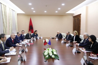 FOTO/ ‘Anti-shpifja’, Meta njeh ‘Venecian’ me argumentet kundër