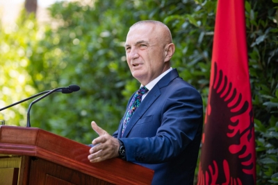 Presidenti dekreton ligjin “Për Regjistrin e Pronarëve Përfitues”: Të nisë menjëherë zbatimi i tij, pa u zvarritur nga Këshilli i Ministrave