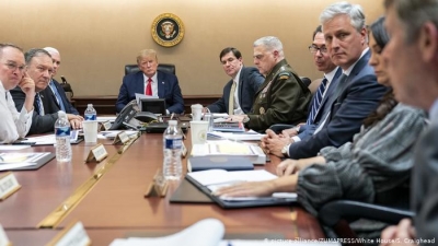 Në kulmin e tensioneve dhe rrezikut, Trump i bën këtë kërkesë NATO-s. Ç’tha në telefonatën me Stoltenberg