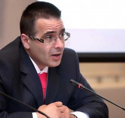 Artan Hoxha: Beteja Presidenciale për kushtetutshmërinë e zgjedhjeve