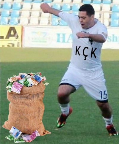 Ish kryeministri Berisha shperndan foton:"Pa koment"