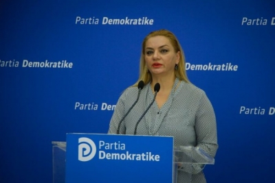 'Asnjërës prej sanitareve në spitalin e Durrësit nuk i është bërë testi i koronavirusit'