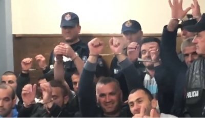 Deputeti i PD-së Salianji, poston video nga gjyqi i kuksianëve