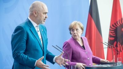 Merkel refuzon të caktojë datë për pranimin e Ballkanit në BE: Asnjë vend si ka përmbushur kushtet