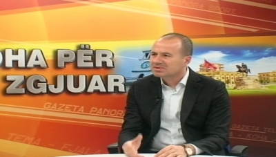 Kandidati i LSI në Durrës: Niveli i taksave në Shqipëri më i larti në rajon. Fokusi ynë hapja e vende të reja pune, që rinia të mos braktisë vendin