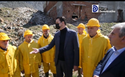 Basha me minatorët në Bulqizë: Hidhni hapin e bashkimit me PD dhe programin tonë, do të garantojmë të drejtat tuaja si kolegët tuaj në Europë!