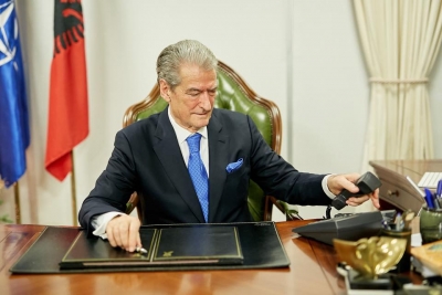 Denoncimi te Berisha: Fakulteti i Mjekësisë vendos rekord “Guinnes”, i vetmi në botë ku hiqet teknologjia e informacionit