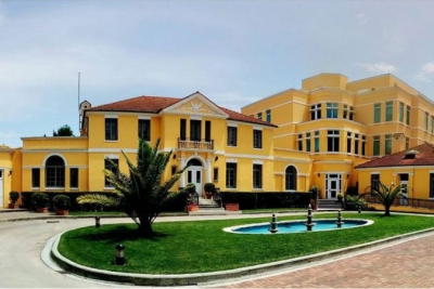 E PLOTË/ Si do ndikojë reforma në drejtësi tek shqiptarët? Ambasada e SHBA: Çdokush i barabartë para ligjit