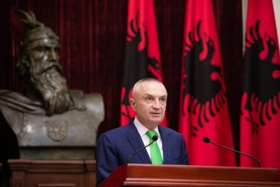 “Asgjë s’e ndal ndryshimin”, Meta thirrje gazetarëve: Mos u dorëzoni para presioneve të pushtetit, më njoftoni kur…