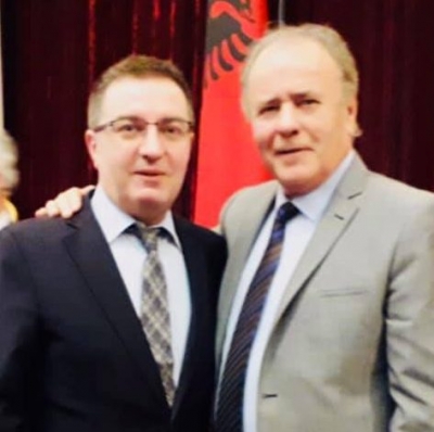 Artisti feston ditëlindjen/ Luan Rama uron me bejte Bashkim Alibalin: Kënga jote gëzim jete, këndofsh si djalë dhe njëqind vjet!