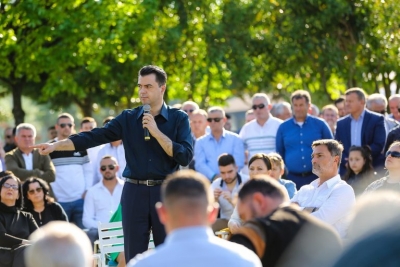 Basha nga Fieri: 25 prilli u kthye në një ditë vjedhjesh, më të madhen në 30 vite. Regjimi ka ndaluar përkohësisht ndryshimin