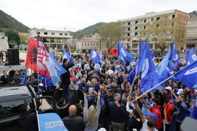 “Sot nga Saranda në Tropojë, 9 ndalesa”, Basha: Po vjen dita dhe ora për të rihapur rrugën e Shqipërisë si gjithë Europa, anëtare e BE-së