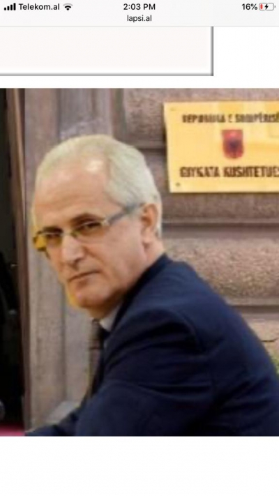 Reformë e Dvoranit dhe Grushti i Shtetit vazhdon