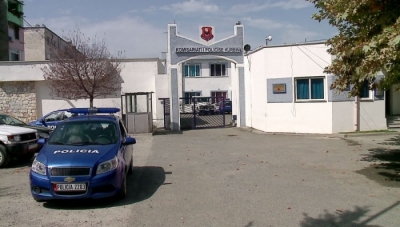 Pas tërmetit i vihet shiriti komisariatit në Kurbin
