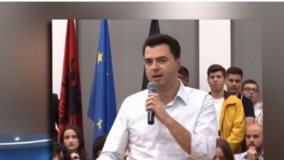 'Nga sot nis turi kombëtar për Rininë'/ Basha: Ti rikthejmë shpresën Shqipërisë dhe të rinjve, ky është zotimi ynë kryesor