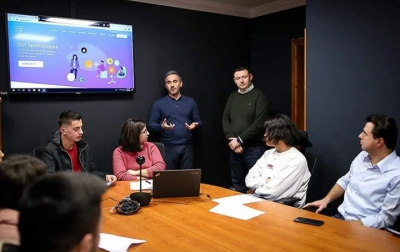 “Po të dëgjoj”, Basha e fillon me problemet e rinisë. Ja pyetja që shtron për debat