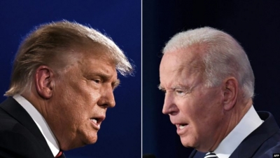 “Ndihem i fuqishëm”, Trump i rikthehet fushatës pas betejës me Covid-19, ndalet në shtetet kyçe bashkë me kundërshtarin Biden