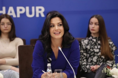 Floriana Garo: Binomi Rama-Basha vazhdojnë të vjedhin bashkë. 6 marsi do shënojë fundin e një opozite të marrë peng