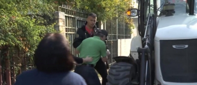 Tensione të forta tek liqeni midis banorëve dhe IKMT: Mos na shembni pa urdhër shpronësimi!