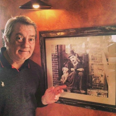 “Ti ke le bash n’ditë t’qejfit”, Meta i uron ditëlindjen e 70-të Zef Dedës: Jetë të gjatë Mjeshtër, “Charlie Chaplini” shqiptar