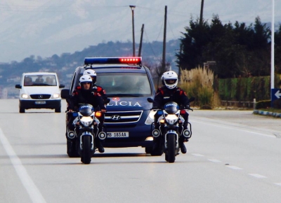 Ndihmuan sirianët të kalonin kufirin, arrestohen dy të rinj në Kukës