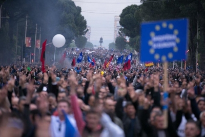 Berisha: &quot;Ora e supergjigandit po afron! Rama ik! Fitore!&quot;