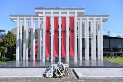 Basha kujton masakrën e 2 prillit në Shkodër: Sakrifica e 4 të rinjve tregon se liria dhe demokracia s’kanë çmim