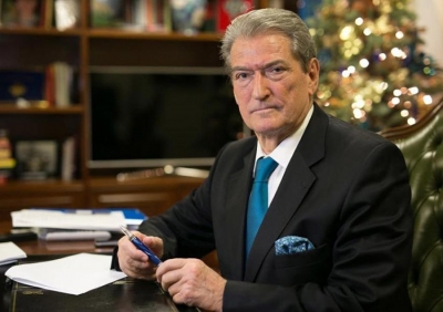 ‘E premtja e zezë e Euros’, ish Kryeministri: Dyshime për larje parash nga Soros, Edvin dhe Olsi Rama