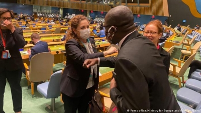 Radioja gjermane, DW: Shqipëria ngjitet në çatinë e botës, po me cilat prioritete?