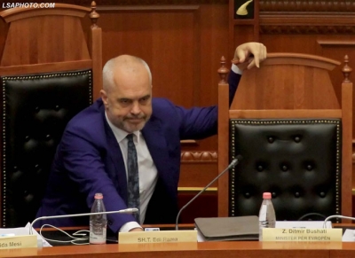 AMA rrëzon projektligjin e Ramës për median online, si u ndanë votat