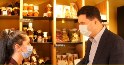 Basha: Njerëzit, pamundësi për të siguruar ushqimin bazë. Pas 25 prillit, ndihmë financiare për çdo biznes e familje