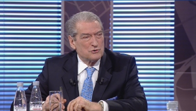 “Ka groposur euro të vjedhura”, Berisha: qytetarët do zhgënjehen, donacionet do menaxhohen nga hajduti Arben Ahmetaj