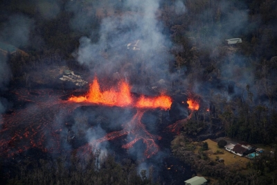 Hawai/ Llava shkatërron banesa dhe pyje, evakuohen 2 mijë banorë