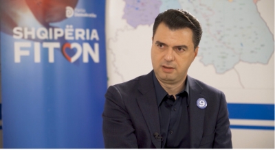 “Presim lëvizje tektonike më 25 prill jo bastione”, Basha tregon bisedën me Berishën për autostradën Tiranë-Elbasan: Do të na ndihmojë shumë më shumë nëse…