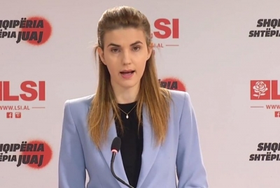 Floida Kërpaçi: Qeveria të mbështesë financiarisht studentët dhe familjet e tyre