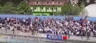 VIDEO/ Protestë kundër Ramës në stadiumin e Kukësit: Lironi vëllezërit tanë