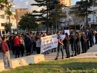 Berisha publikon fotot: Të rinjtë e Lezhës e tmerruan Kallam Dështakun