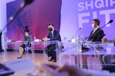 “Rama prestigjiator, qeveria cirk shëtitës”, Basha për situatën me Covid 19: Pas 25 prillit do kemi numrin më të lartë të testimeve në rajon!