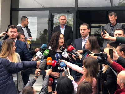 Voton Vjosa Osmani: Bëhuni pjesë e vendimit historik, sot Kosova do të ketë arsye për të festuar